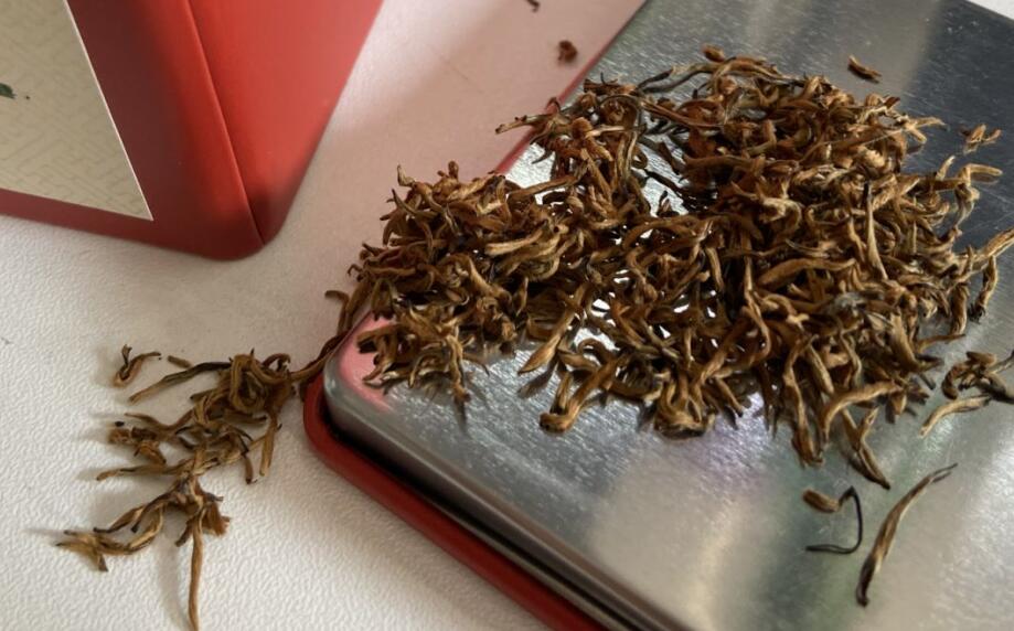 关于全面推广饮用低氟边销茶的通告（青市监通〔2026〕4号）
